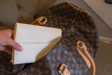 Vegan Leather Travel Jewelry Case - Jewelry Organizer